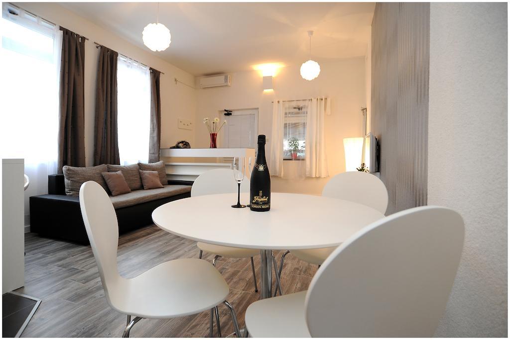 Guest House D&G -I Apartment & Room Zadar Quarto foto